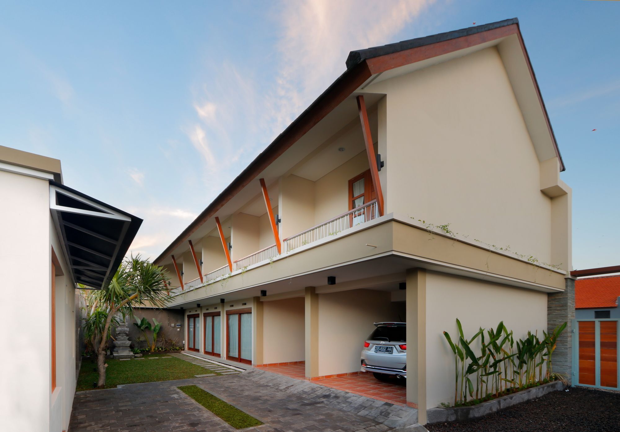 Iconic Bali Living Bed & Breakfast Denpasar  Luaran gambar